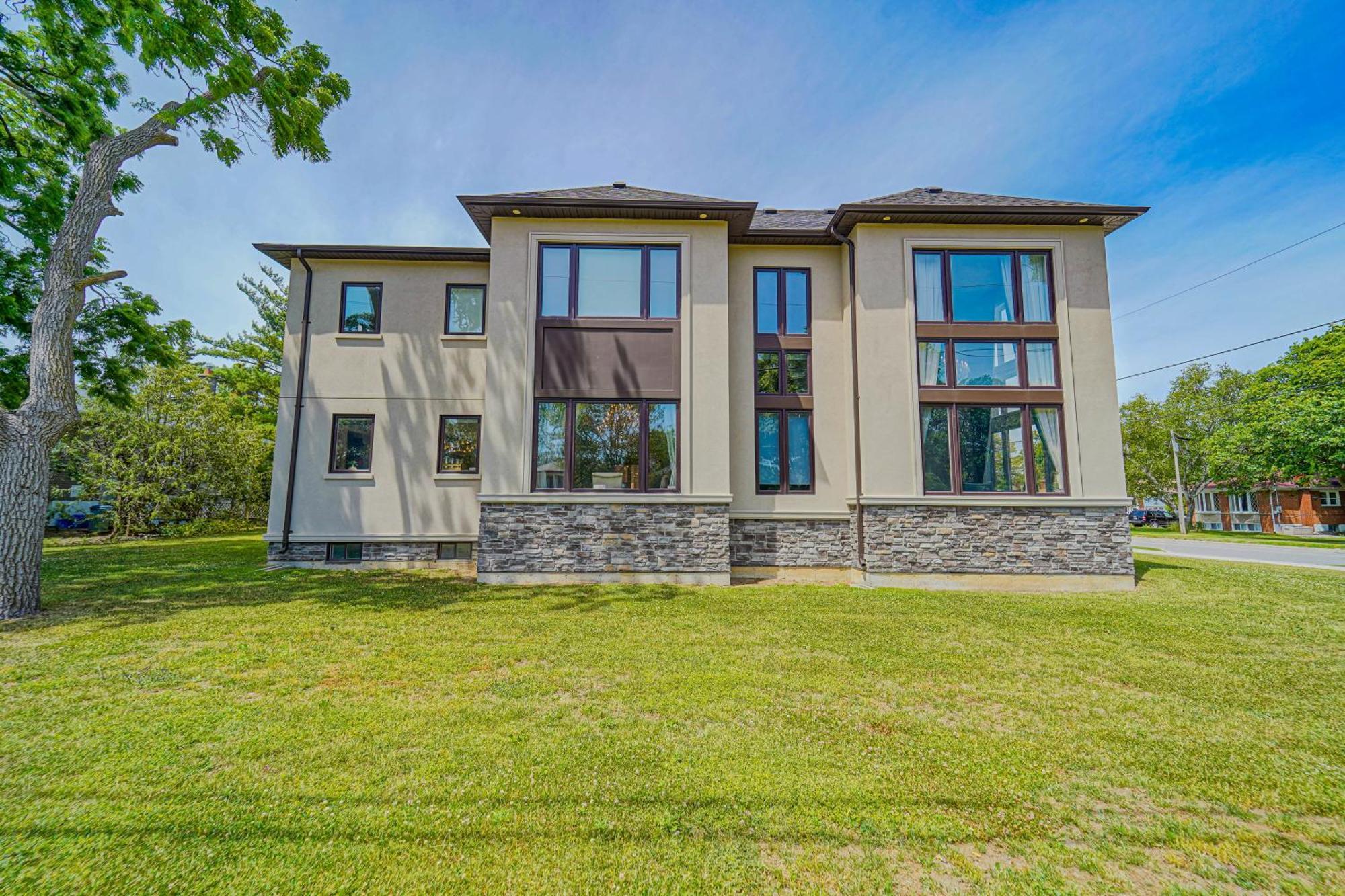 Modernized Five Bedroom Villa Richmond Hill Eksteriør bilde